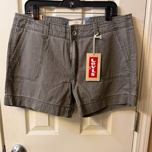 Levi's Cargo Shorts NWT